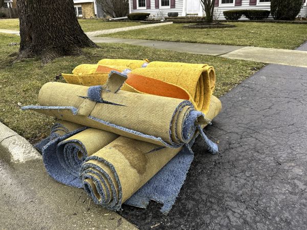 Carpet Haul Away Service in Fond Du Lac
